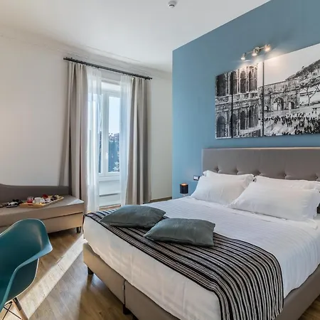 Otto & Photogallery 4*