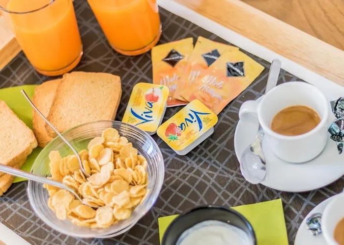 招待所 Otto & Photogallery 4*